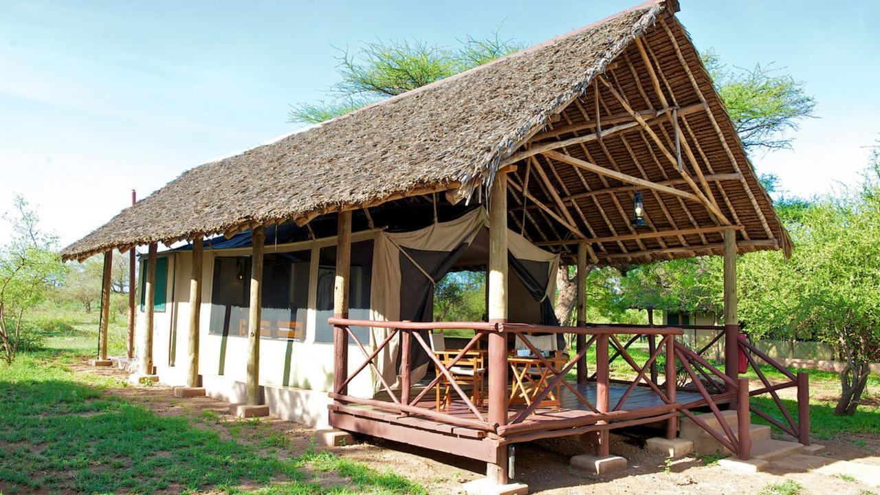 Voyager Ziwani Tented Camp Exterior photo